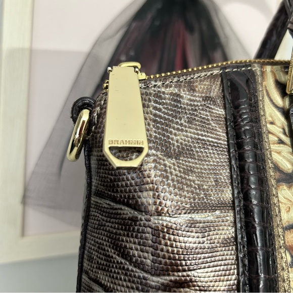 ❌SOLD❌Brahmin Duxbury Gold Bel Canto Satchel - Picture 6 of 14